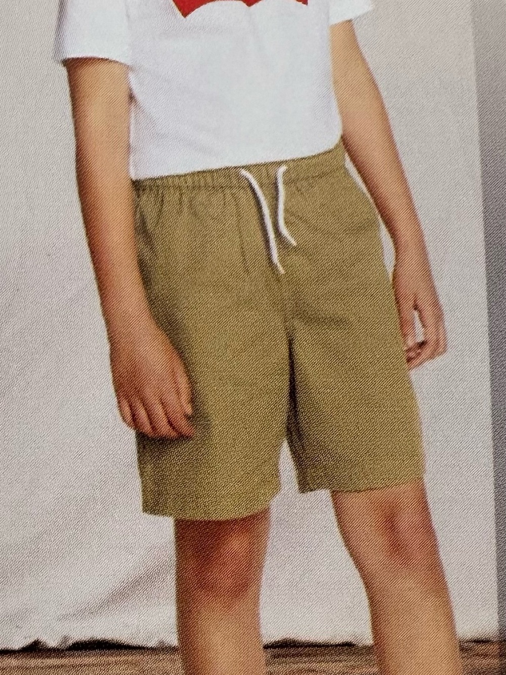 Levi’s boys size large relax fit pull on shorts khaki color new with tags